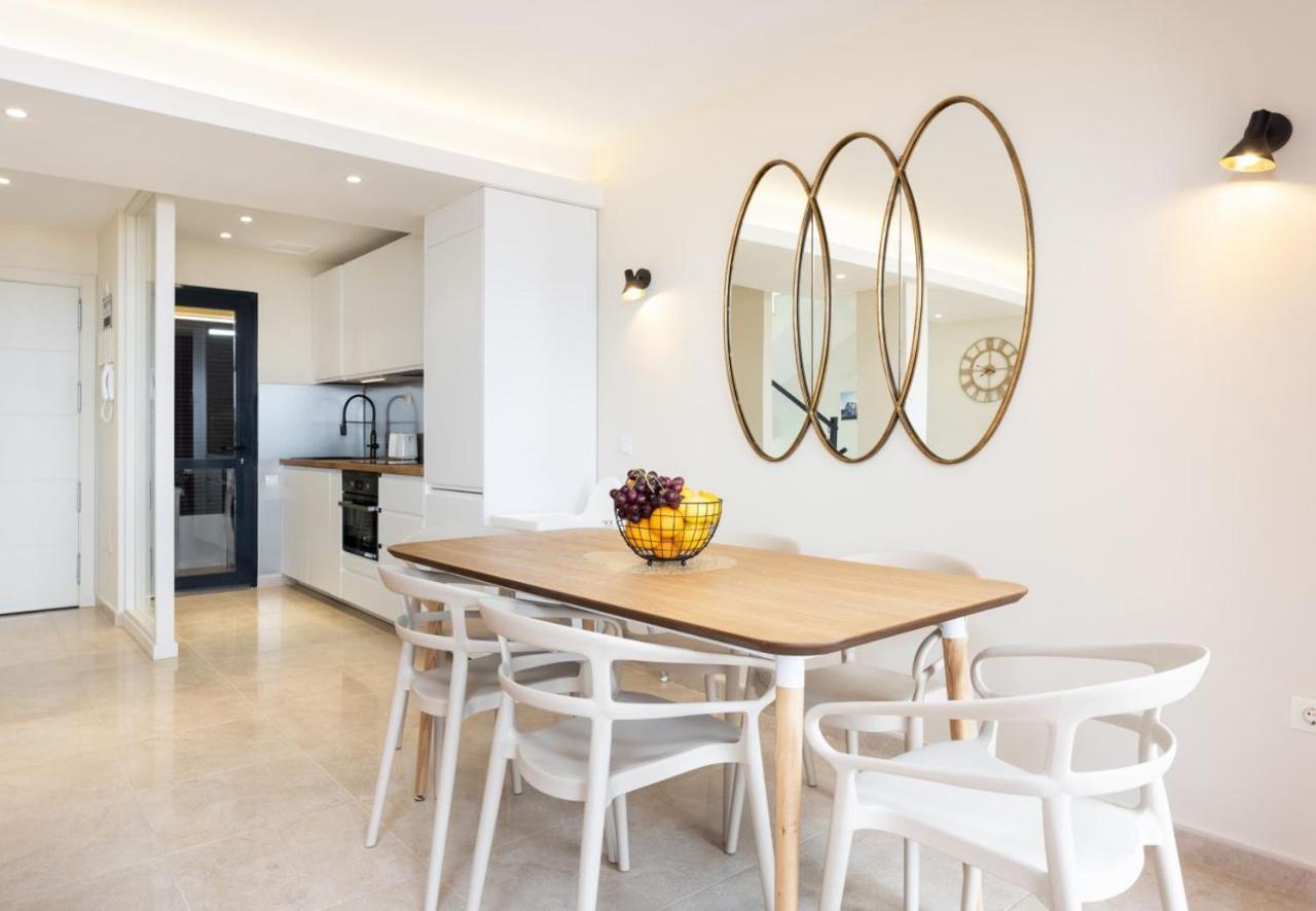 Sunny Castillo Apartment Коста де Антигуа Екстериор снимка