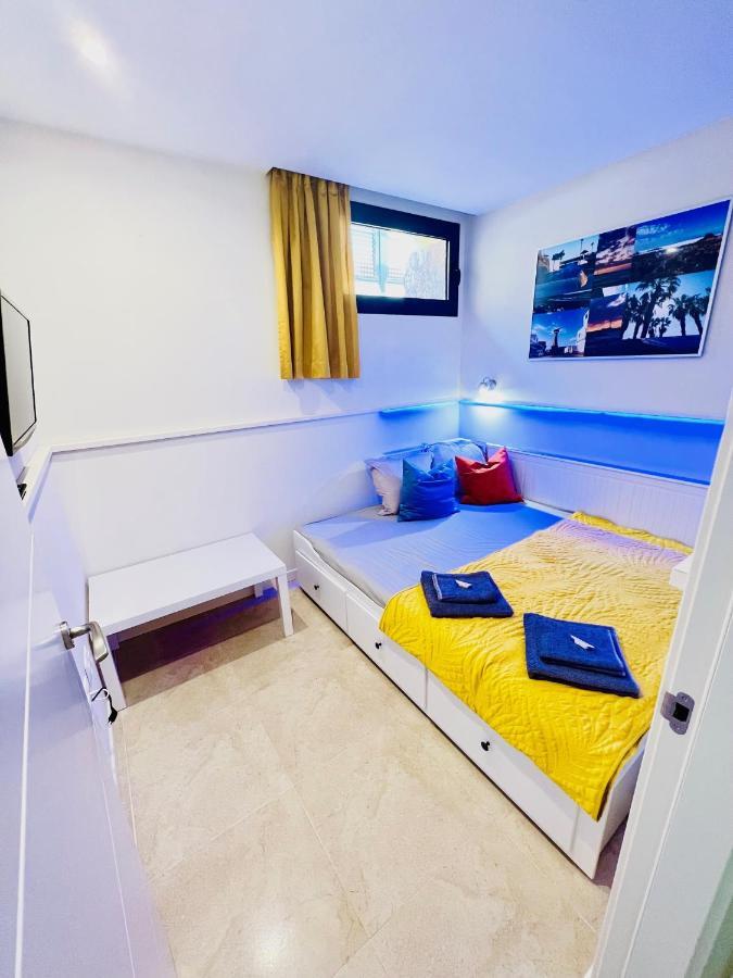 Sunny Castillo Apartment Коста де Антигуа Екстериор снимка